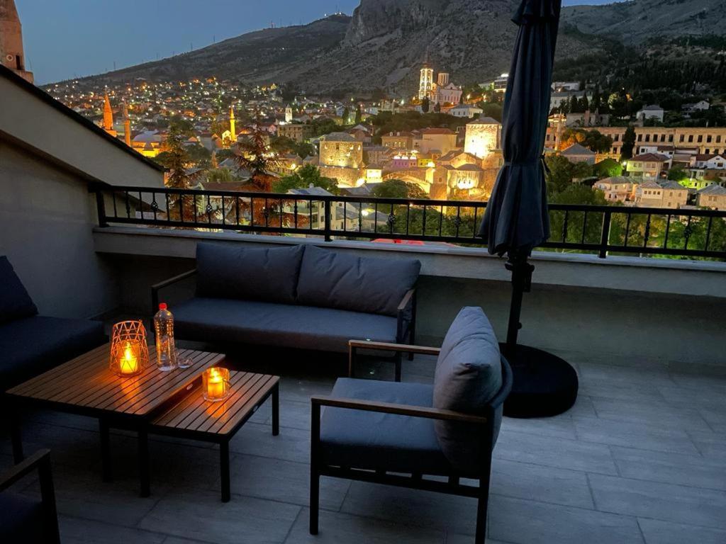 Penthouse With Old Bridge View And Jacuzzi Lägenhet Mostar Exteriör bild